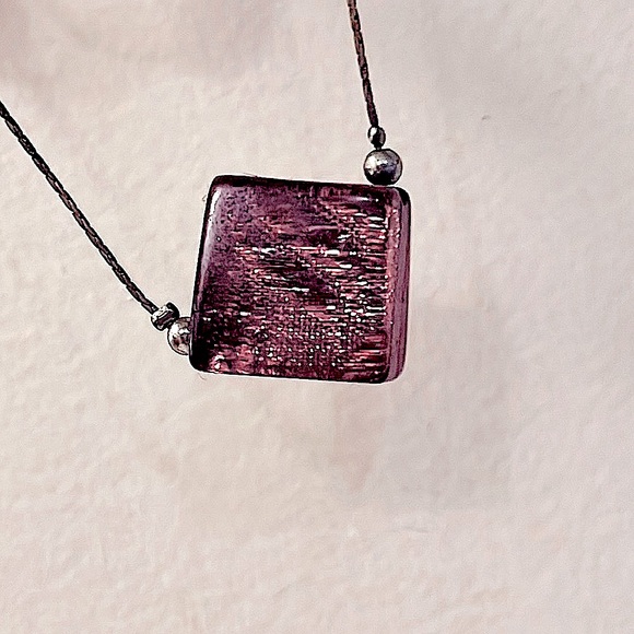 Iridescent Illusion 3 Strand Vintage Necklace - Picture 9 of 13